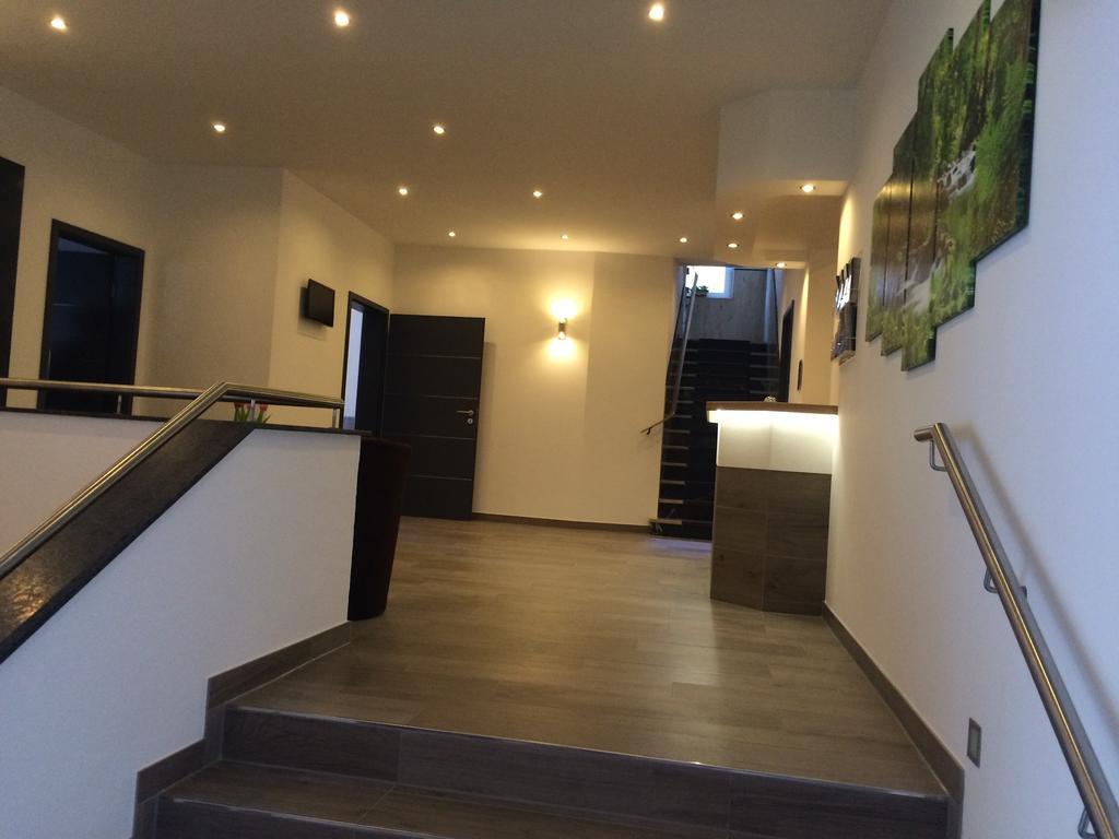 Hotel Garni Reis Трейс-Карден Екстериор снимка