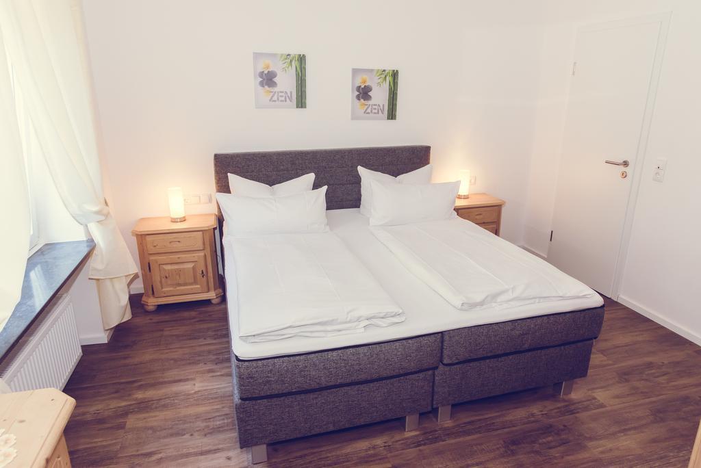 Hotel Garni Reis Трейс-Карден Екстериор снимка